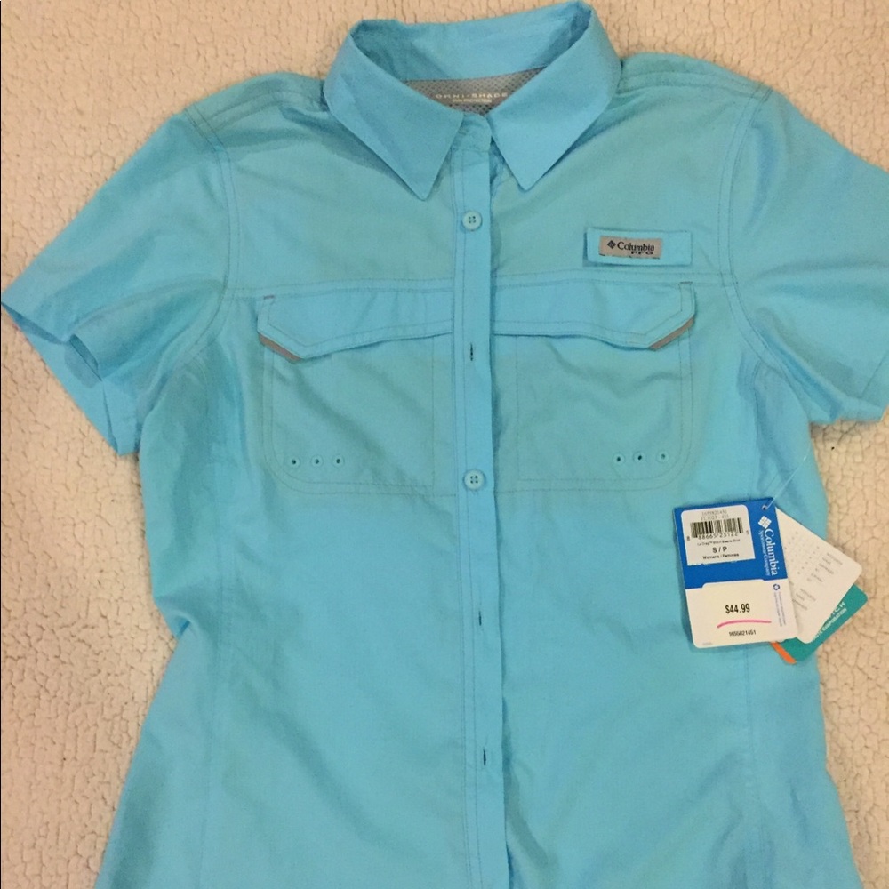 Brand new! Beautiful lite aqua color.